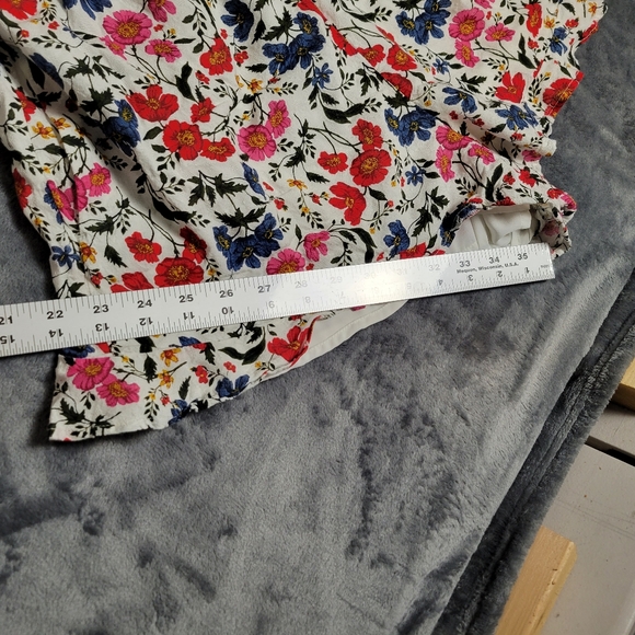 American Eagle Romper bell sleeve size medium - Picture 9 of 13